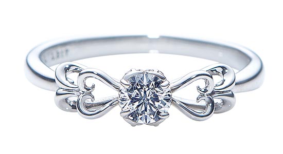 サマンサティアラ婚約指輪1