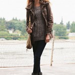 セーター（ニット）でやさしい雰囲気に