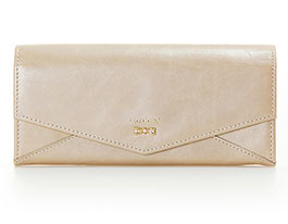 ルリア4℃財布3