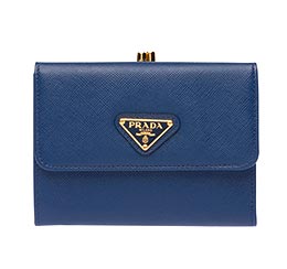 プラダ二つ折り財布1