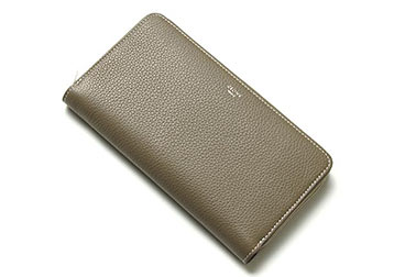 セリーヌ財布1
