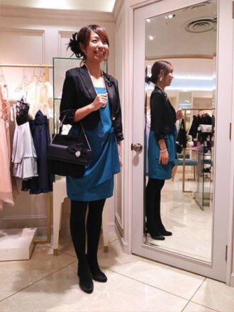 AIMERパーティドレスコーデ4