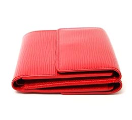 ルイヴィトン二つ折り財布3