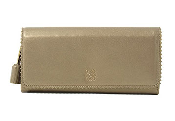 ロエベ財布