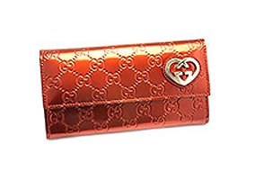 グッチ財布2