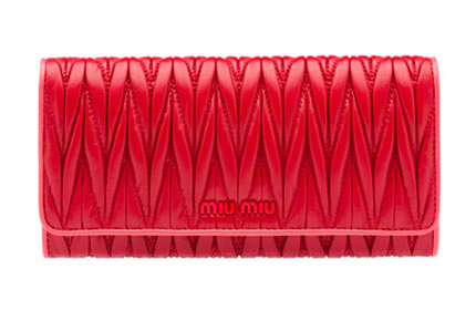 ミュウミュウ財布1