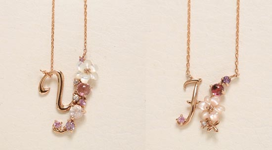 サマンサイニシャルアクセサリー