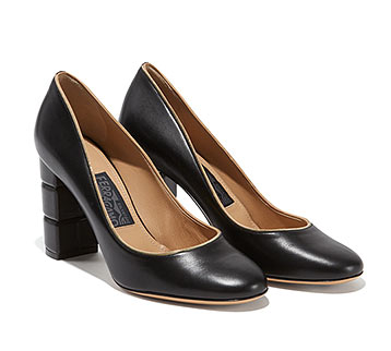 フェラガモパンプス