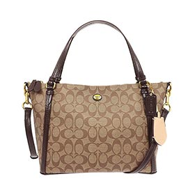 コーチ通勤バッグ1