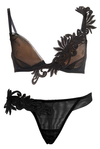 アキコオガワ 下着