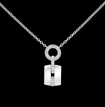 ウルトラネックレス