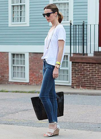 白Ｔシャツ×ジーンズ