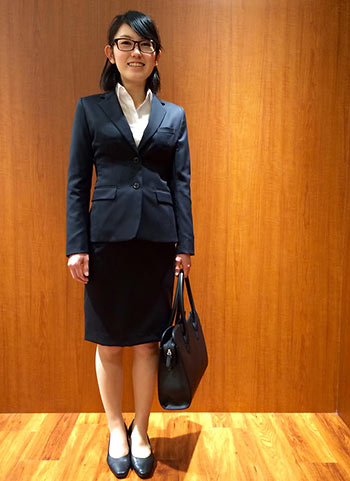 就職活動コーデ