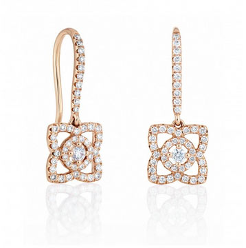 デビアスピアス1