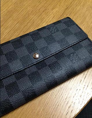 ルイヴィトン財布2