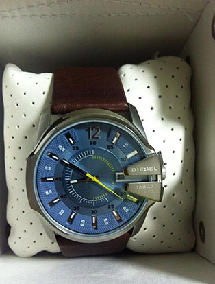 ディーゼル時計