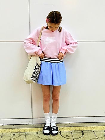 nikeサンダル靴下コーデ1
