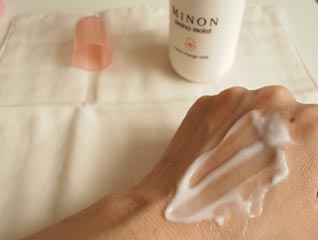 アミノモイスト-モイストチャージミルク2