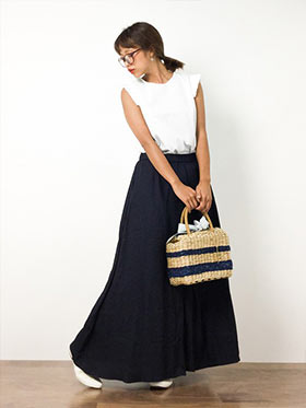 ボーダーかごバッグコーデ3