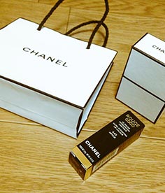 シャネル化粧品プレゼント1
