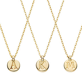 ヴァンドーム青山イニシャルネックレス3