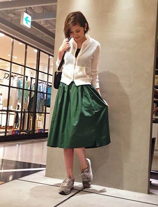 ニューバランス通勤コーデ5