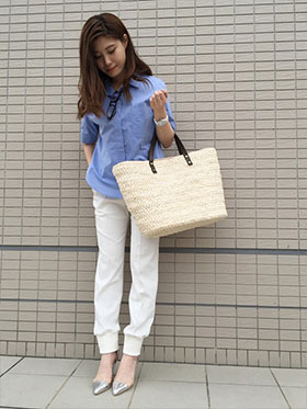 ベージュかごバッグコーデ9