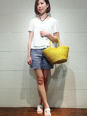黄色かごバッグコーデ1