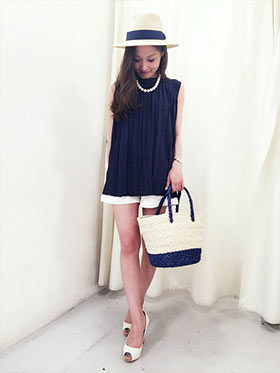 ベージュかごバッグコーデ10