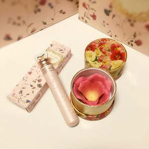 ラデュレ化粧品3