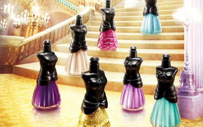 アナスイネイル