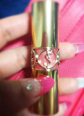 イヴサンローラン化粧品1