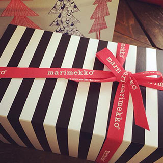 マリメッコマグカッププレゼント3