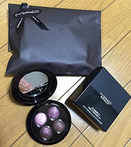MACアイシャドウプレゼント3