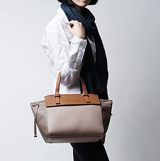 フルラ通勤トートバッグ3