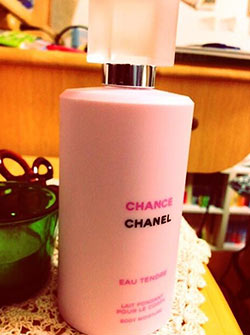 シャネルボディミルクプレゼント31