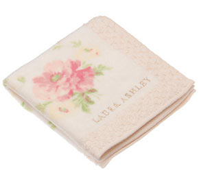 ローラアシュレイハンカチ3