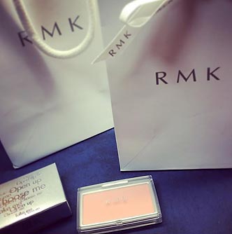 RMKチークプレゼント