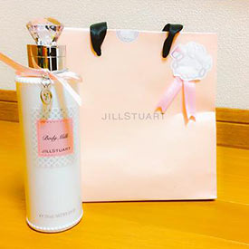 ジルスチュアートボディミルクプレゼント2