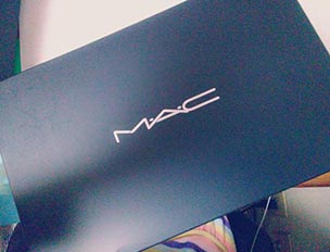 MACアイシャドウプレゼント4