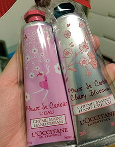 ロクシタンハンドクリームプレゼント10