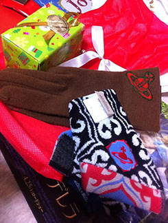 ヴィヴィアンハンカチプレゼント1