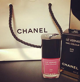 シャネルマニキュアプレゼント2