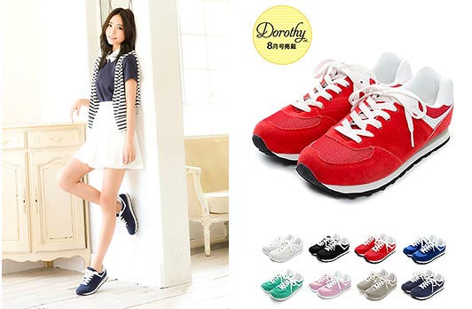 リエディスニーカー