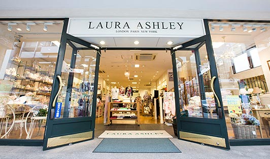 ローラアシュレイ店舗