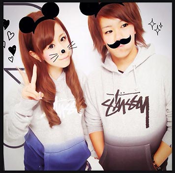 STUSSYペアパーカーコーデ1