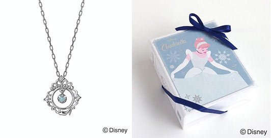 クリスマス限定ディズニーネックレス2