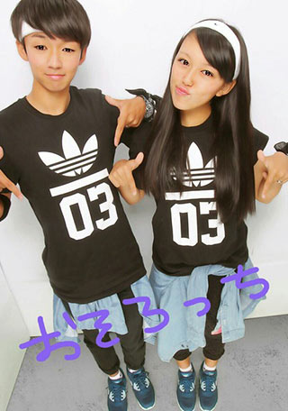 アディダススニーカーペアルック1