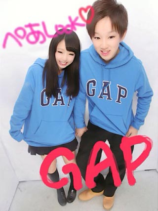 gapパーカーペアルック2