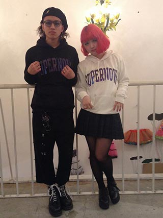 スピンズパーカーペアルック4